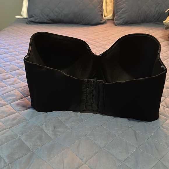 Lane Bryant black strapless bra. No straps come with the bra. - Picture 2 of 3